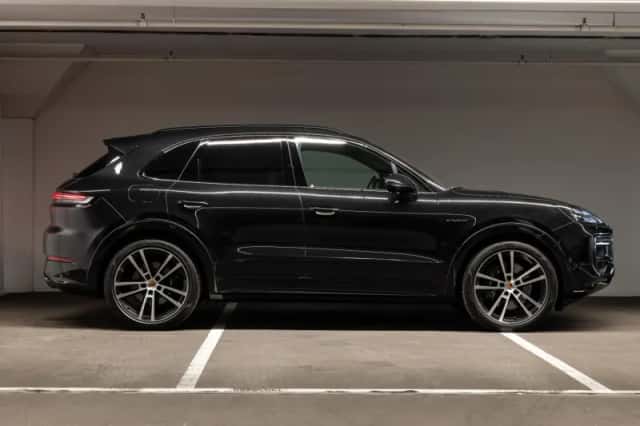 Porsche Cayenne (2026) thumbnail 6