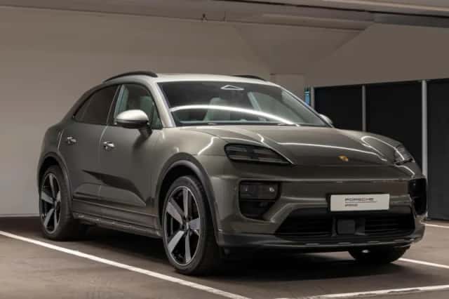 Porsche Macan (2025) thumbnail 5