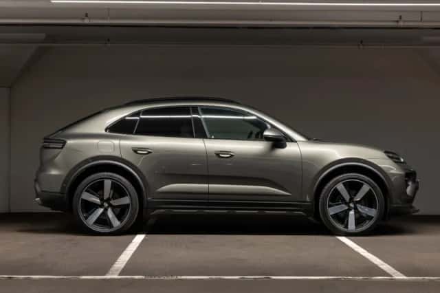 Porsche Macan (2025) thumbnail 6