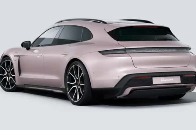 Porsche Taycan (2026) thumbnail 2