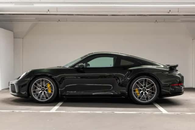 Porsche 911 (2026) thumbnail 2