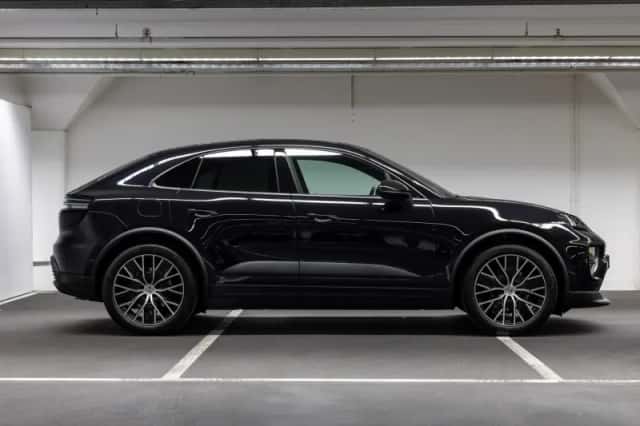 Porsche Macan (2026) thumbnail 6