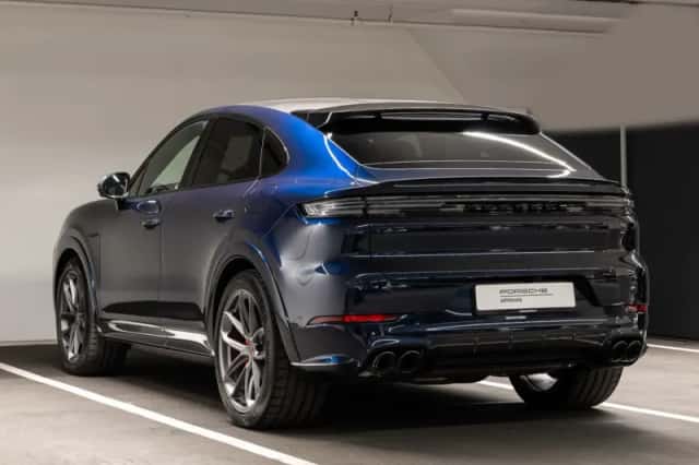 Porsche Cayenne (2026) thumbnail 3