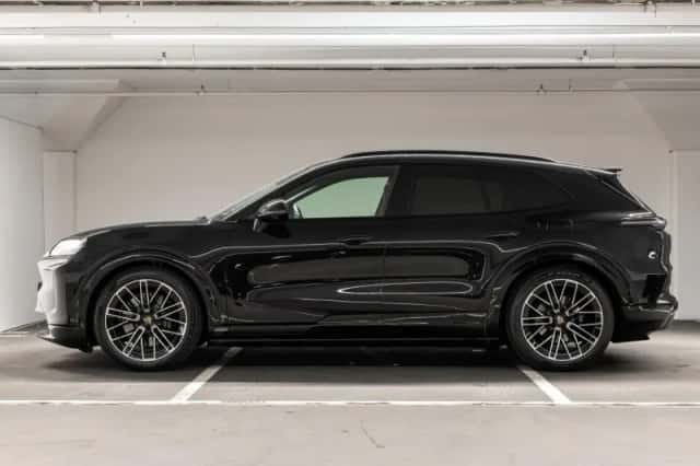 Porsche Cayenne (2026) thumbnail 2