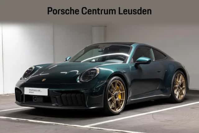 Porsche 911 (2025) thumbnail 1