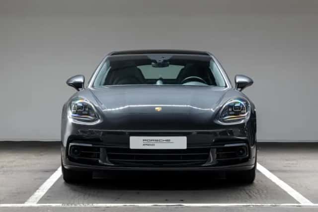 Porsche Panamera (2018) thumbnail 4