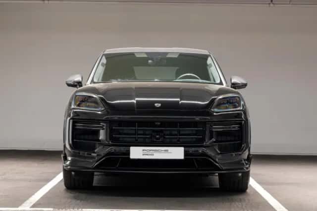 Porsche Cayenne (2025) thumbnail 4
