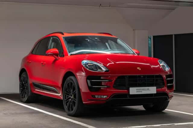 Porsche Macan (2018) thumbnail 5