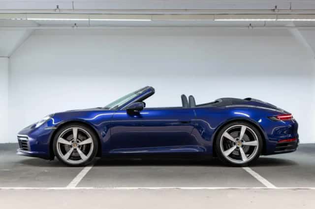 Porsche 911 (2019) thumbnail 2