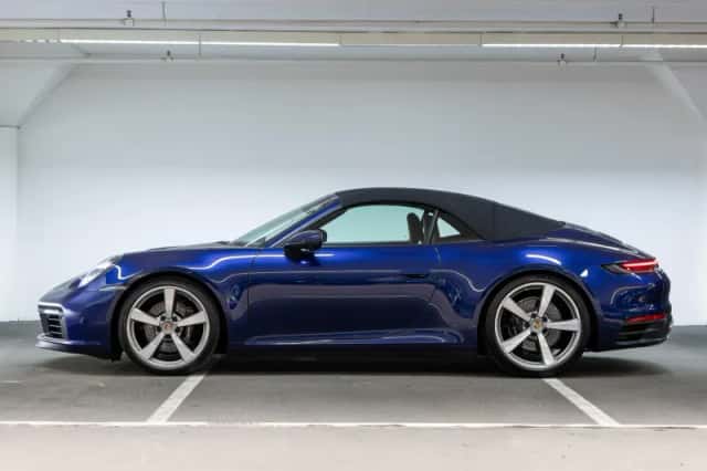 Porsche 911 (2019) thumbnail 3