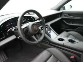 Porsche Taycan (2025) thumbnail 16