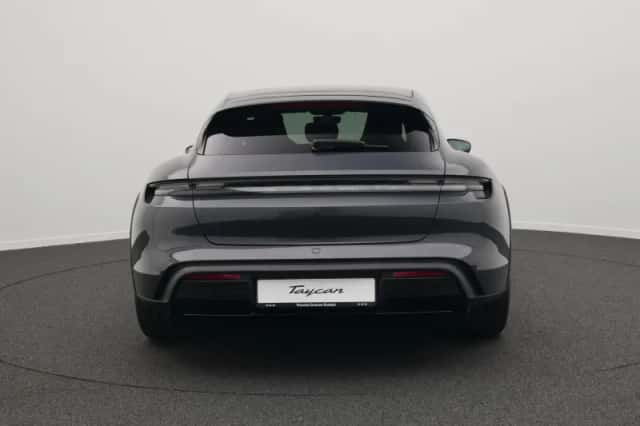 Porsche Taycan (2025) thumbnail 4