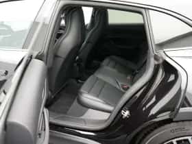 Porsche Taycan (0) thumbnail 17