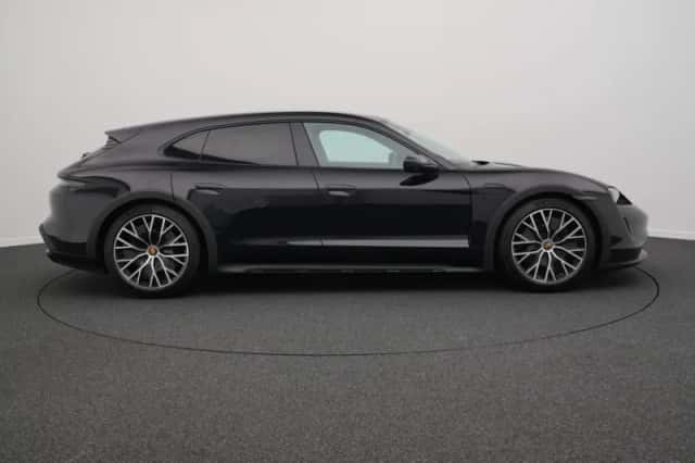 Porsche Taycan (2025) thumbnail 6