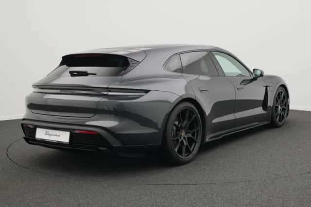 Porsche Taycan (2025) thumbnail 5
