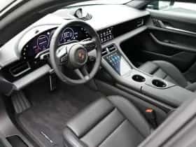 Porsche Taycan (0) thumbnail 16