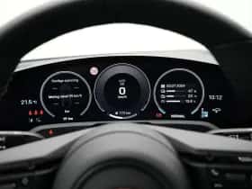 Porsche Taycan (0) thumbnail 29