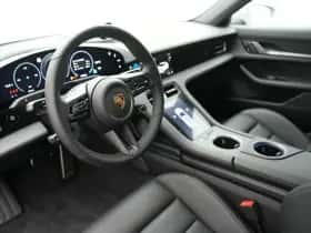Porsche Taycan (0) thumbnail 16