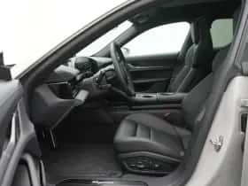 Porsche Taycan (0) thumbnail 17