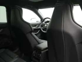 Porsche Taycan (0) thumbnail 23
