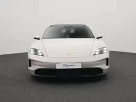 Porsche Taycan (0) thumbnail 8