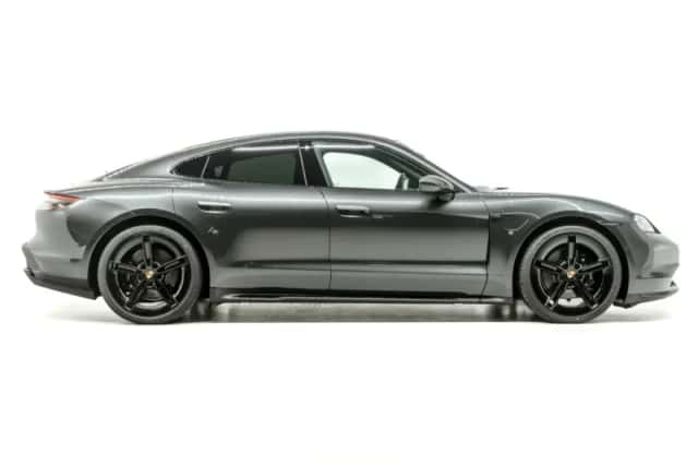 Porsche Taycan (2025) thumbnail 6