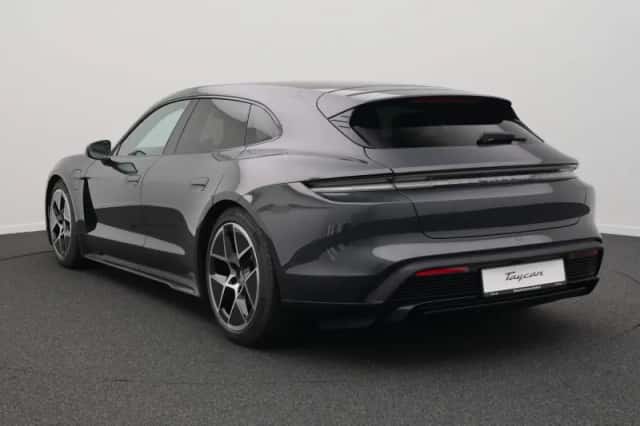 Porsche Taycan (2026) thumbnail 3