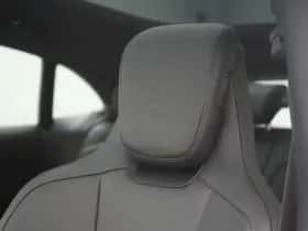 Porsche Taycan (2026) thumbnail 22