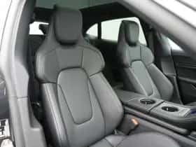 Porsche Taycan (2026) thumbnail 28