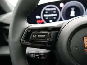 Porsche Taycan (2026) thumbnail 40
