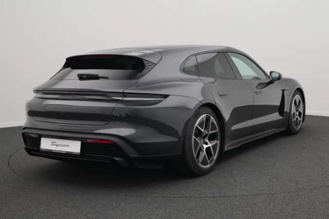 Porsche Taycan (2026) thumbnail 5