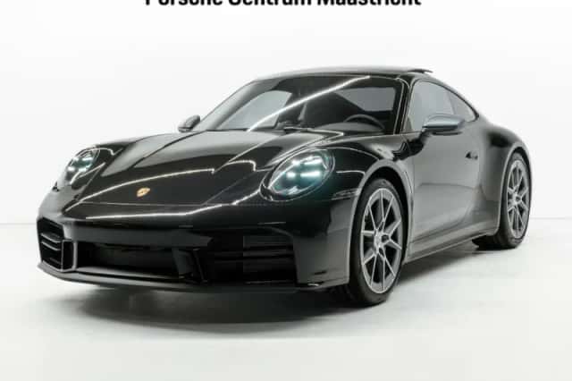 Porsche 911 (2026) thumbnail 1
