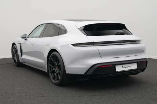 Porsche Taycan (2026) thumbnail 3
