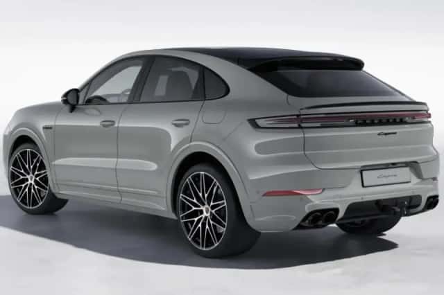 Porsche Cayenne (2026) thumbnail 3