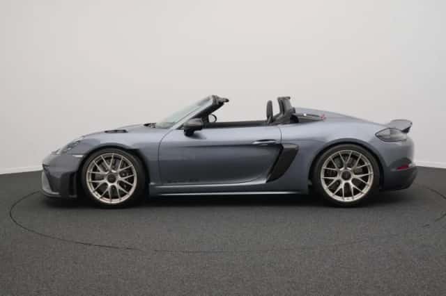 Porsche 718 (0) thumbnail 2