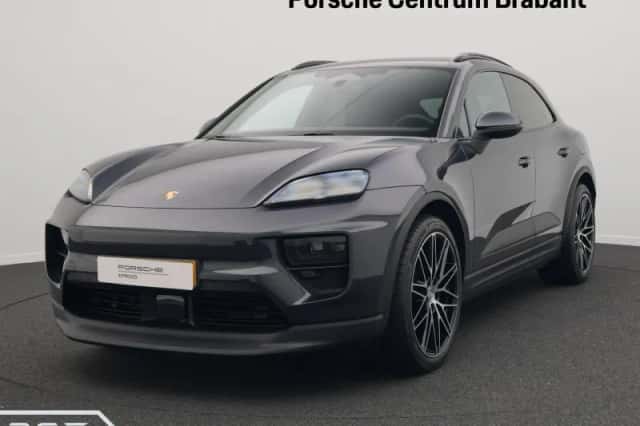 Porsche Macan (0) thumbnail 1