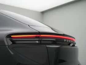 Porsche Macan (0) thumbnail 14