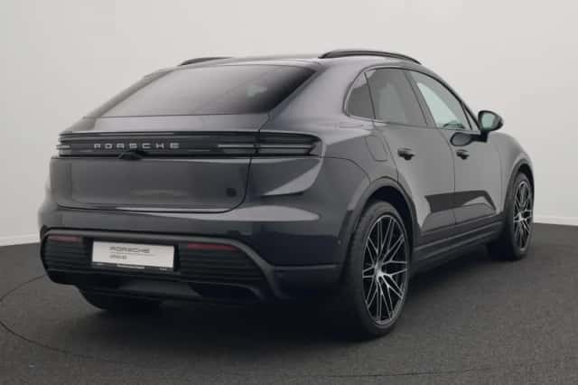 Porsche Macan (0) thumbnail 5