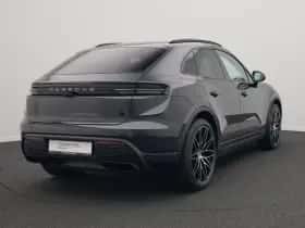 Porsche Macan (0) thumbnail 5
