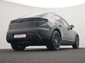 Porsche Macan (0) thumbnail 10