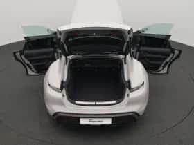 Porsche Taycan (0) thumbnail 12