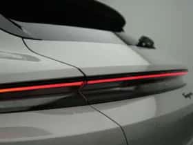 Porsche Taycan (0) thumbnail 14