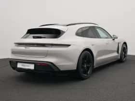Porsche Taycan (0) thumbnail 5