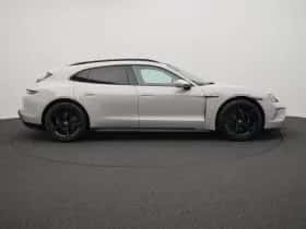 Porsche Taycan (0) thumbnail 6