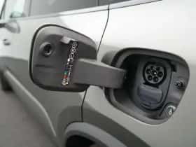 Porsche Macan (0) thumbnail 18
