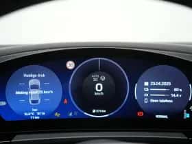 Porsche Macan (0) thumbnail 36