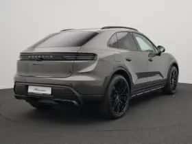 Porsche Macan (0) thumbnail 5
