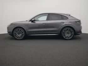 Porsche Cayenne (0) thumbnail 2