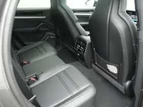 Porsche Cayenne (0) thumbnail 23