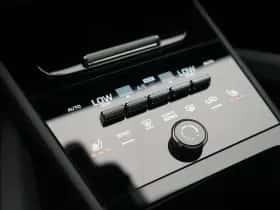 Porsche Cayenne (0) thumbnail 30